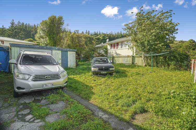 21 Parenga Street Wainuiomata_13