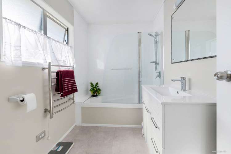 1/15 Moncrieff Avenue Clendon Park_5