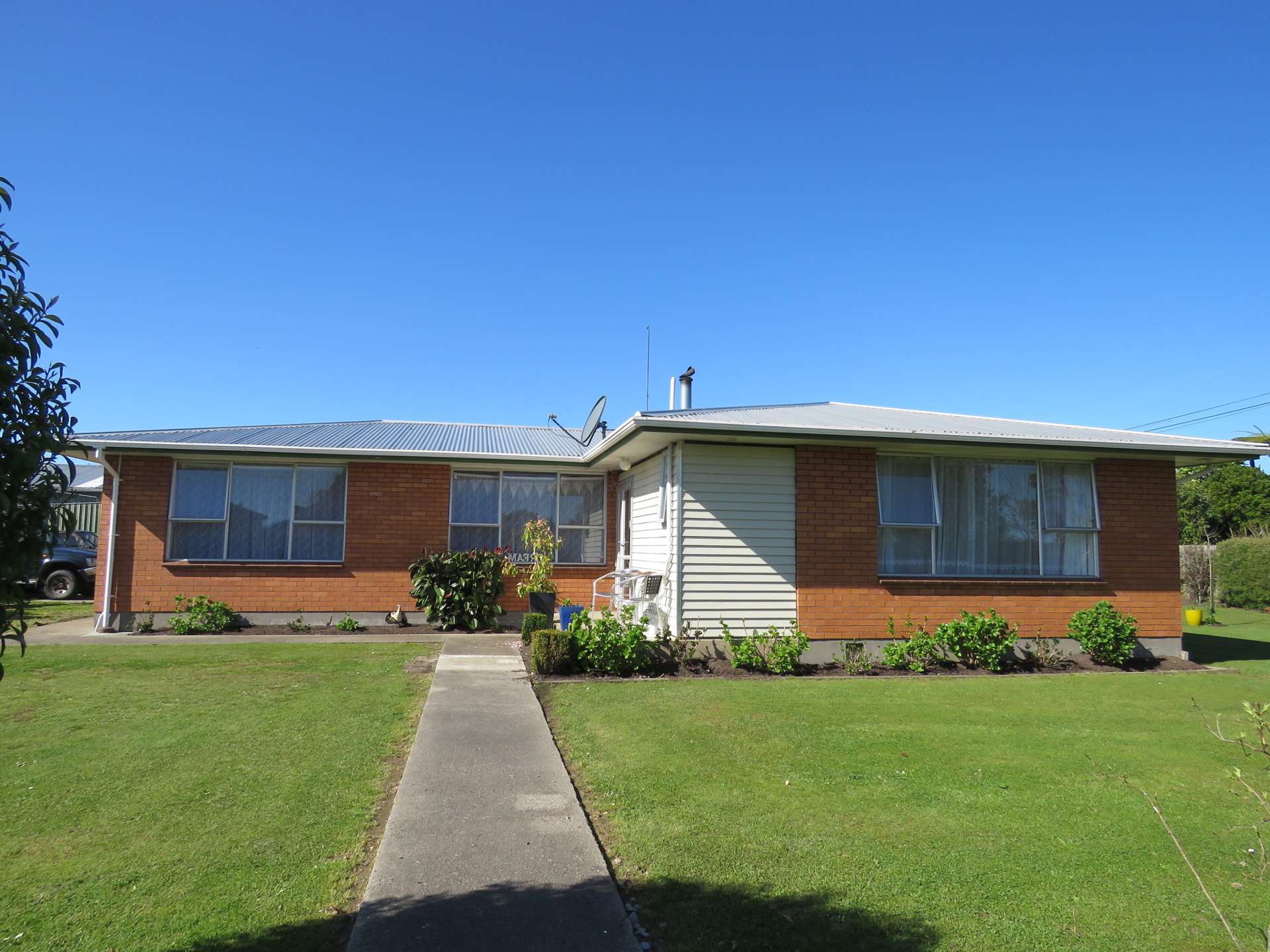 183 Queen Street Westport_0