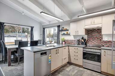1263 Egmont Road_3