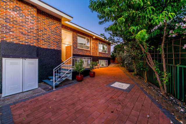 76 Fisher Parade Sunnyhills_3