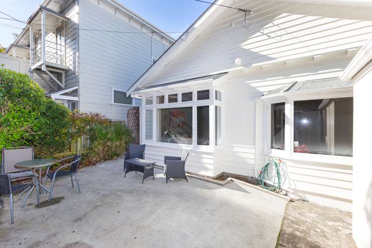 81 Grant Road Thorndon_12