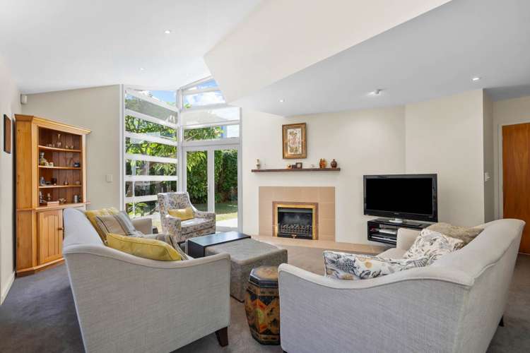 8b Queen Mary Avenue Epsom_6