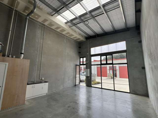 20 William Earp Place Tawa_3