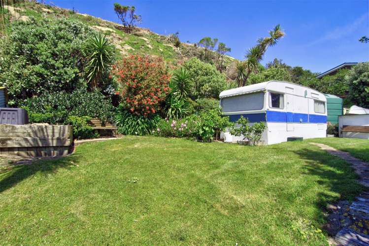 18 Lake Ferry Road Lake Ferry_16