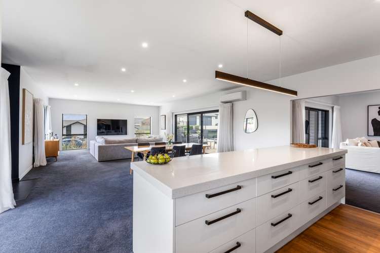 53 Heathfield Drive Mosgiel_16
