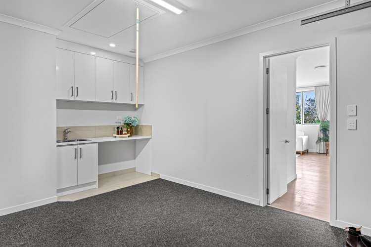 11 Ian Gordon Lane Orewa_33