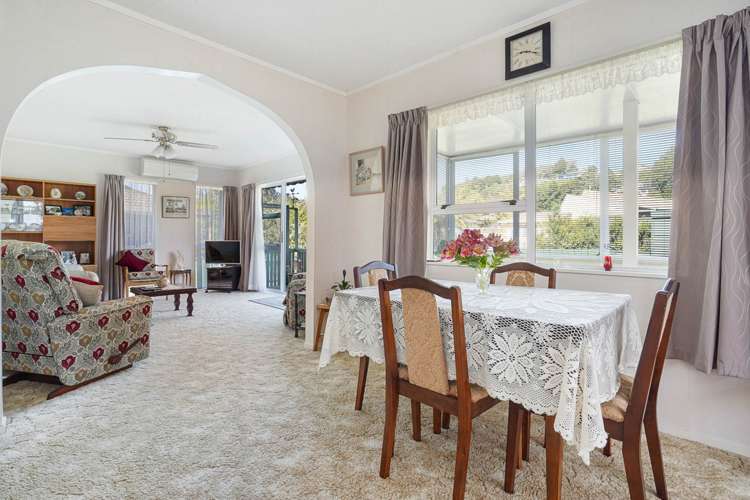 1/4 Carr Street Kamo_24