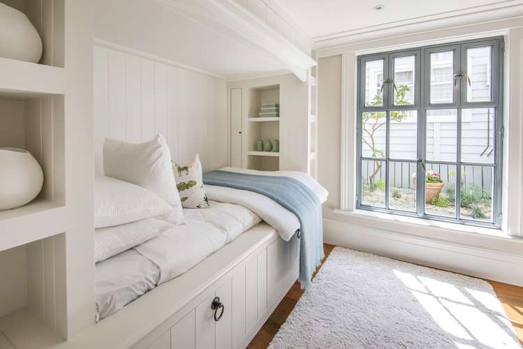 8 Arawa Avenue Devonport_12