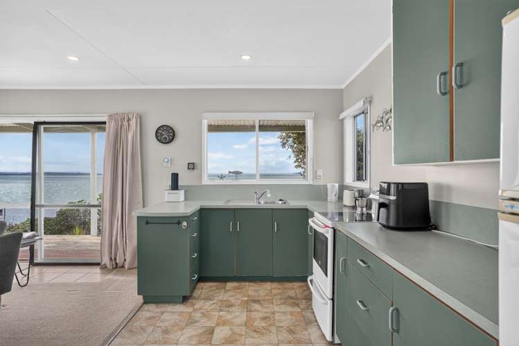 6575 Pouto Road Pouto_11