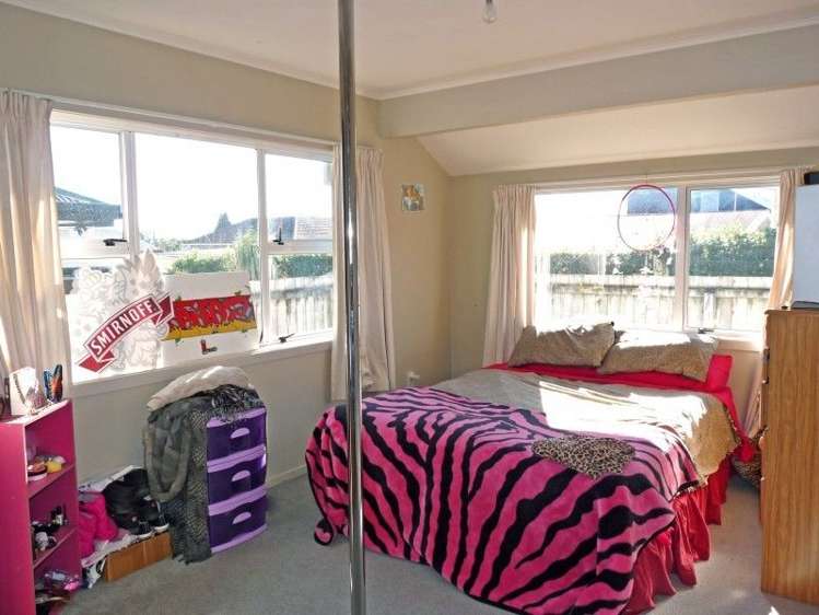 8 Black Street Stoke_8