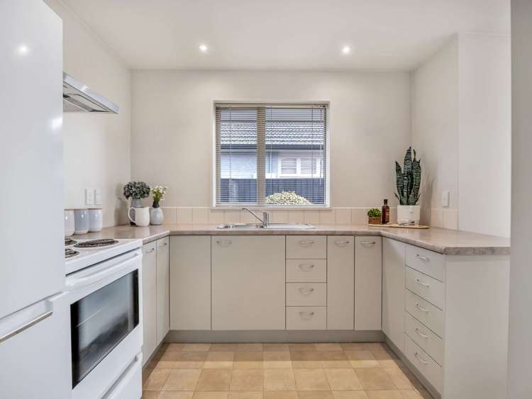 1/117 Yaldhurst Road Sockburn_10