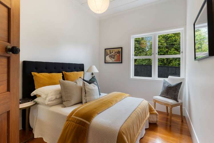 178 Hutchinson Avenue New Lynn_12