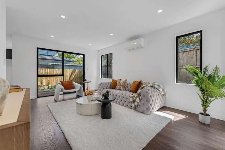 21B County Road Torbay_10