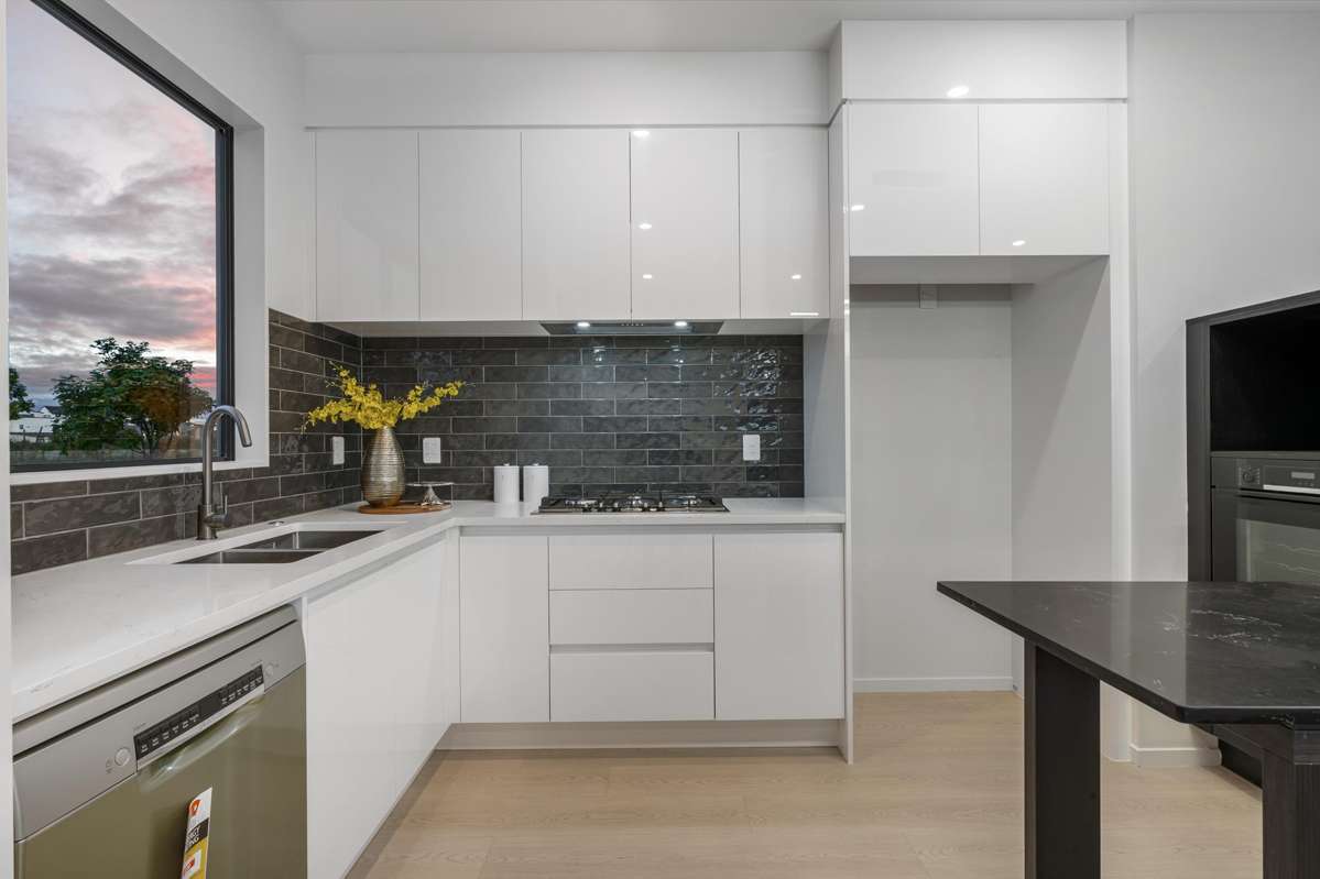 196 Henwood Road_4
