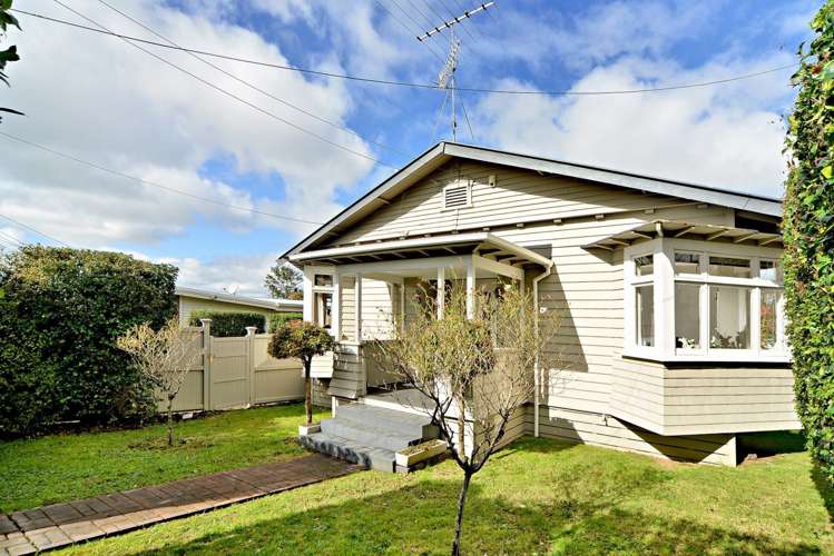 1/33 Abbotts Way Remuera_11