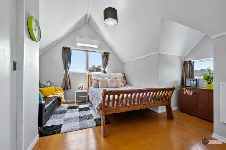 16 Gainsborough Grove Belmont_10