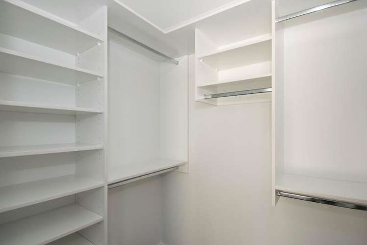 17 Harvard Road Burleigh_9