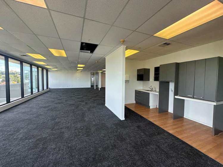 173 Captain Springs Road Onehunga_4