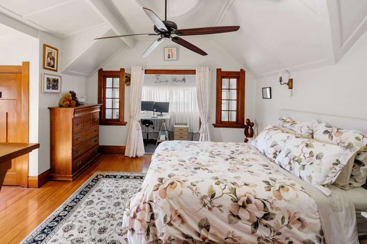 5 Te Aroha Street Hamilton East_18