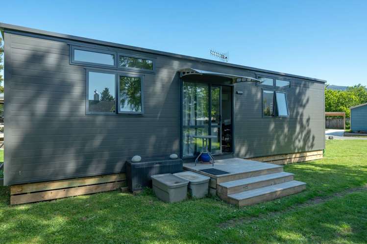 1/5 Te Wharekaihua Grove Turangi_13