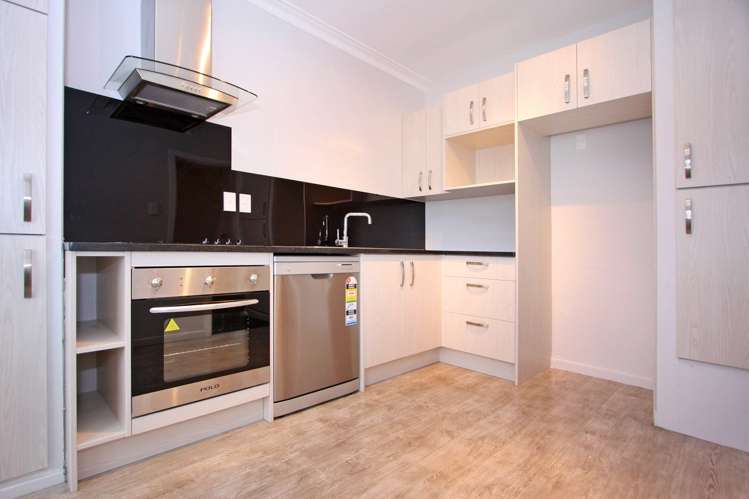 1b Eaton Road Hillsborough_6