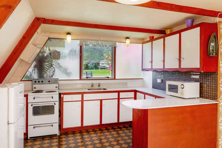 34 Beach Road Waikawa_6