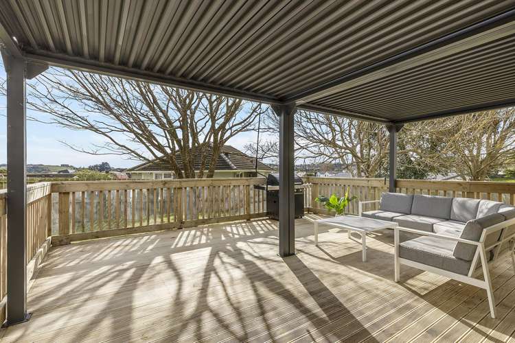 69 Warspite Avenue Cannons Creek_8