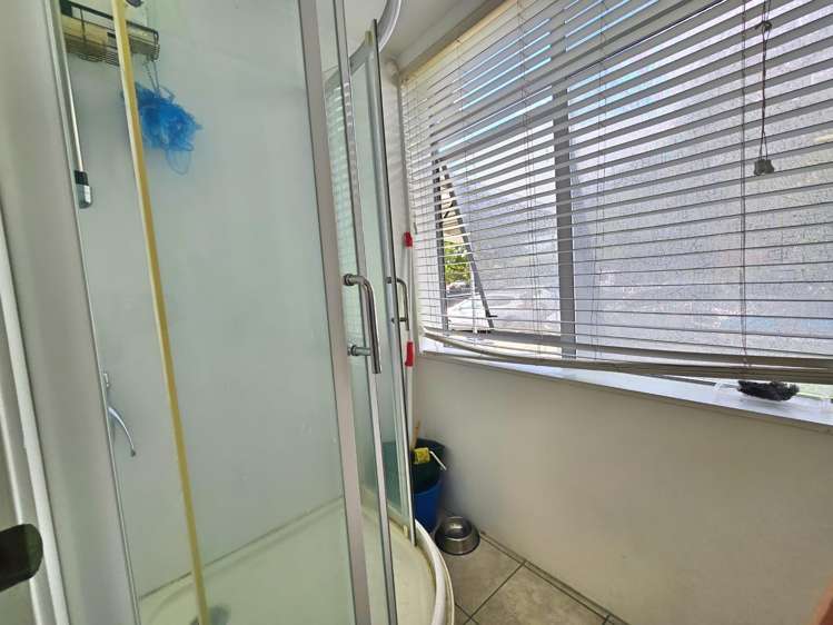 1/12 Collins Street Morningside_7