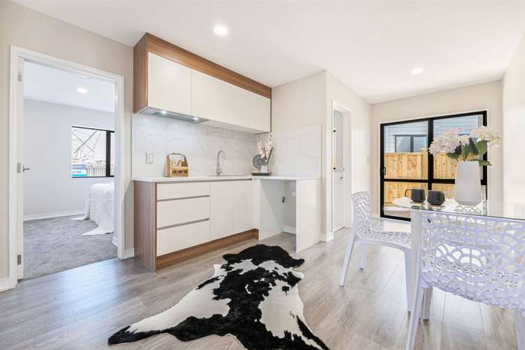 2 Cloonlyon Drive Flat Bush_12