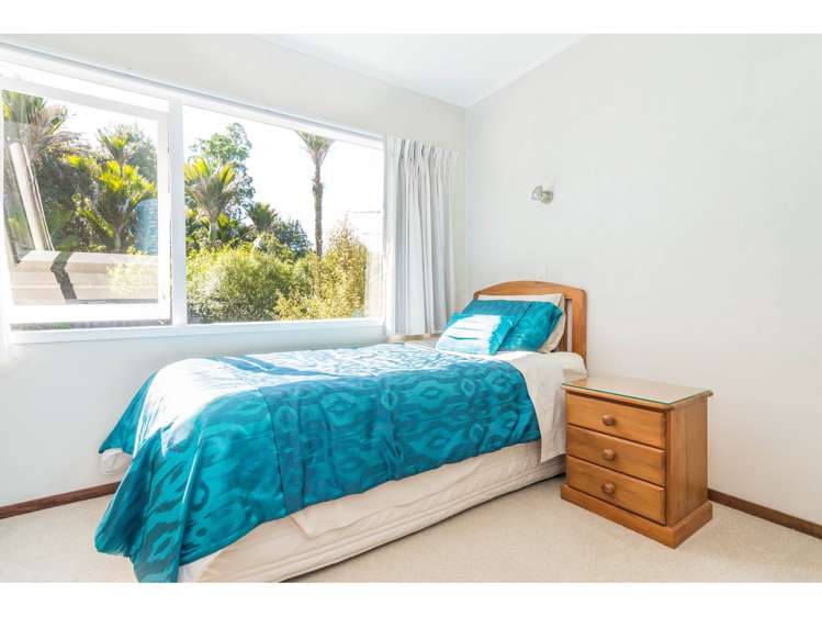 177 Woodlands Park Road Titirangi_12