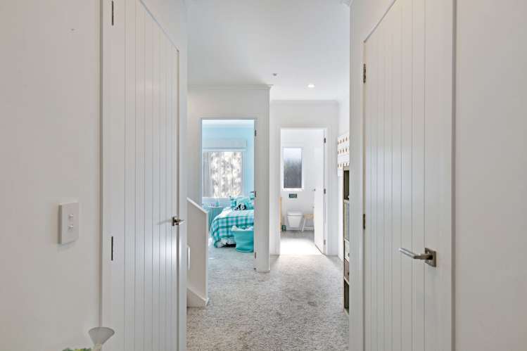 51 Coutts Way Fitzherbert_24