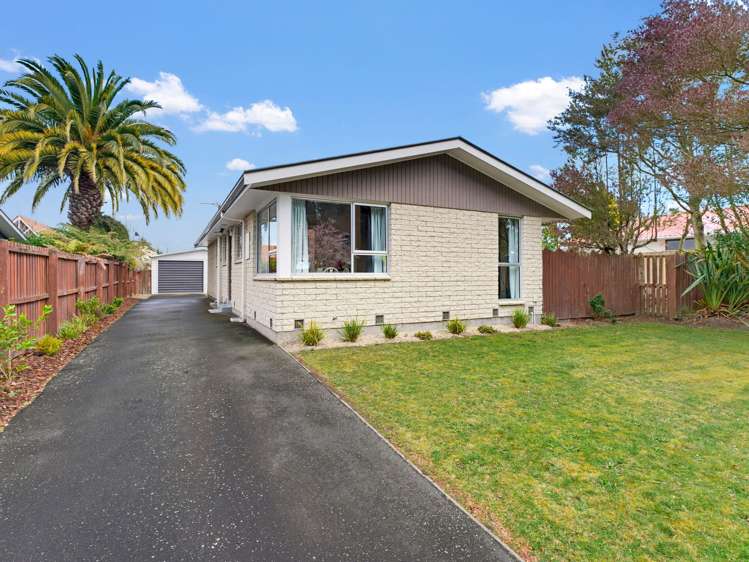 205 Queenspark Drive_0