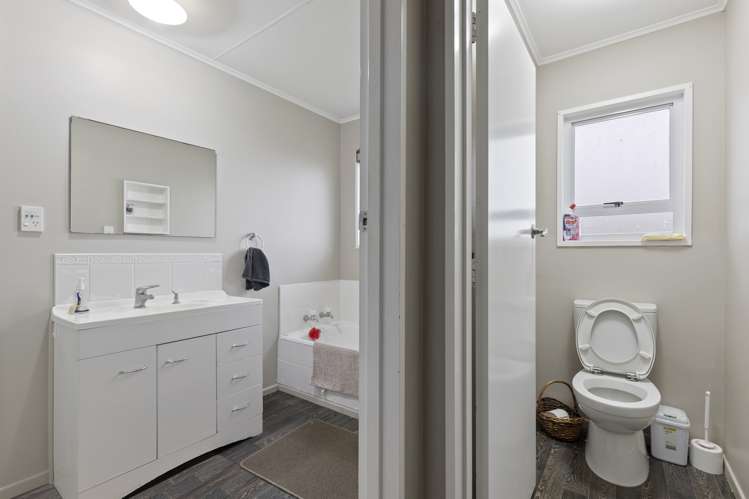 16 Abraham Crescent Milson_13