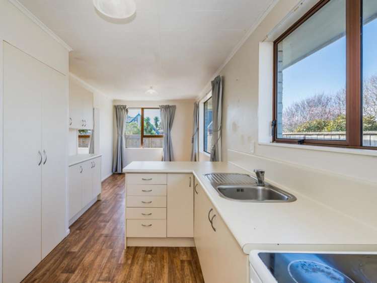 62a Mazengarb Road Paraparaumu Beach_11