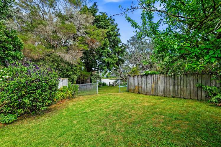 20B Murray Road Te Atatu Peninsula_15