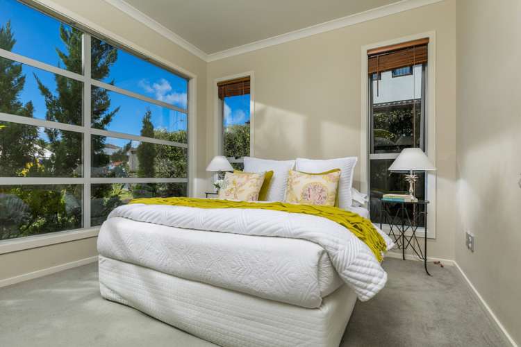 112 Kyle Road Greenhithe_11