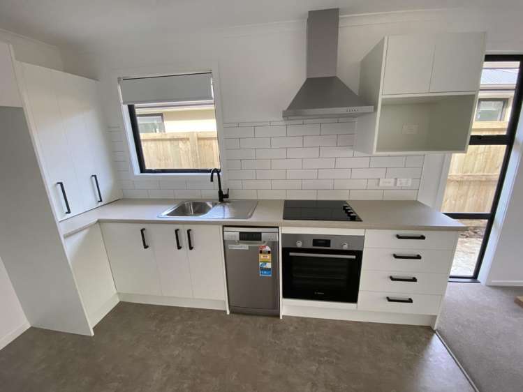 3/6 Longwood Place Harrowfield_1