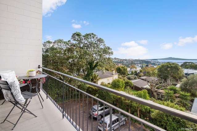 13/16 Belmont Terrace Remuera_3