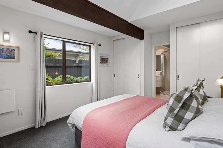 96 Rossall Street Merivale_14