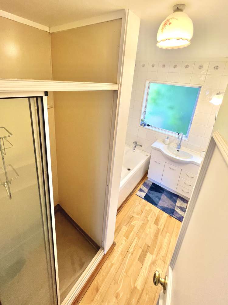 2/62 Granville Drive Massey_5