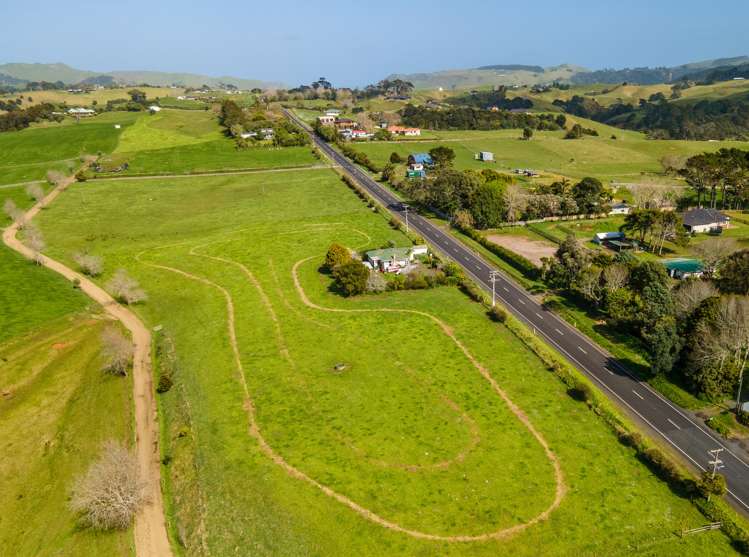 1047 Awhitu Road Waiuku_23