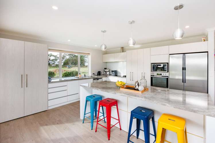 106 Reid Line East Aorangi_6
