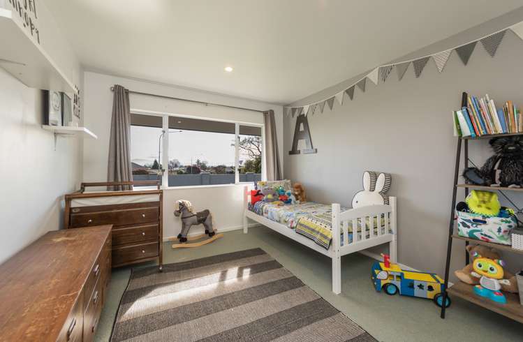 12 Clairmont Heights Stoke_16