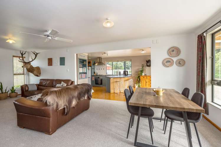 252 East Taratahi Road_2