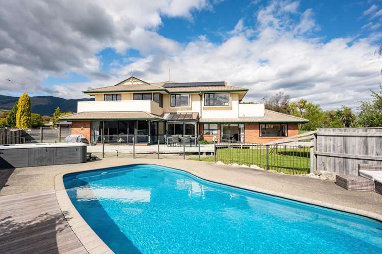 3 Coleridge Place Stoke_23