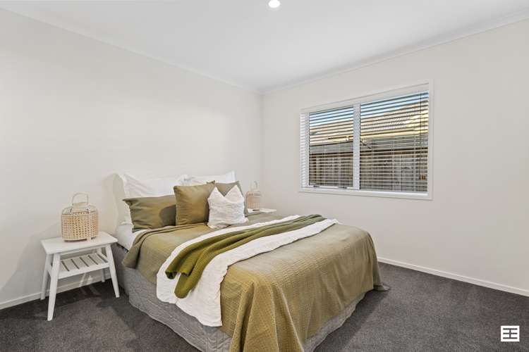 53 Awataha Crescent Pyes Pa_23