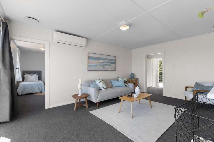 14 De Havilland Street_2