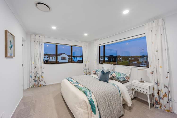 73 Headsail Drive Long Bay_17