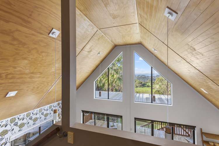 428 Huia Road Laingholm_14